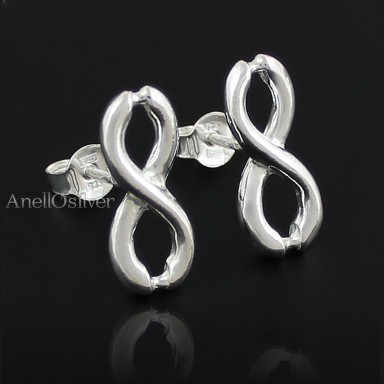 Silver Earrings with Infinity. 